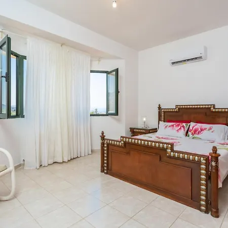 Olivetta * Kato Yialia