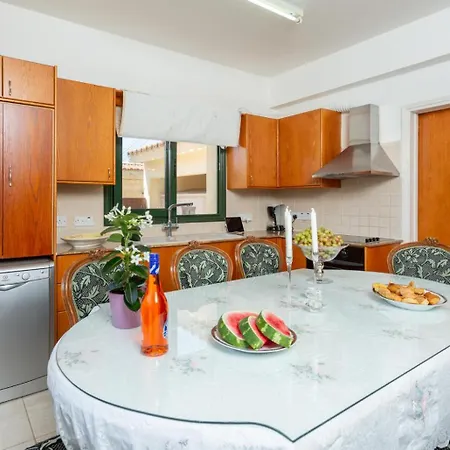 Olivetta Villa *