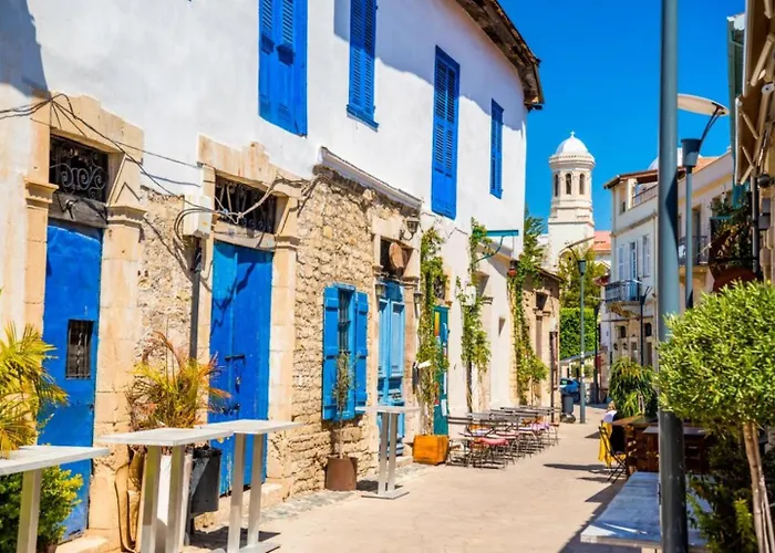 Olivetta Kato Yialia