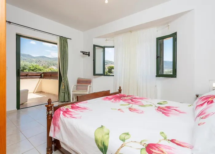 Olivetta Villa